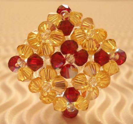 *BIN ZU HABEN* Ring aus Swarovskisteinen gelb/rot